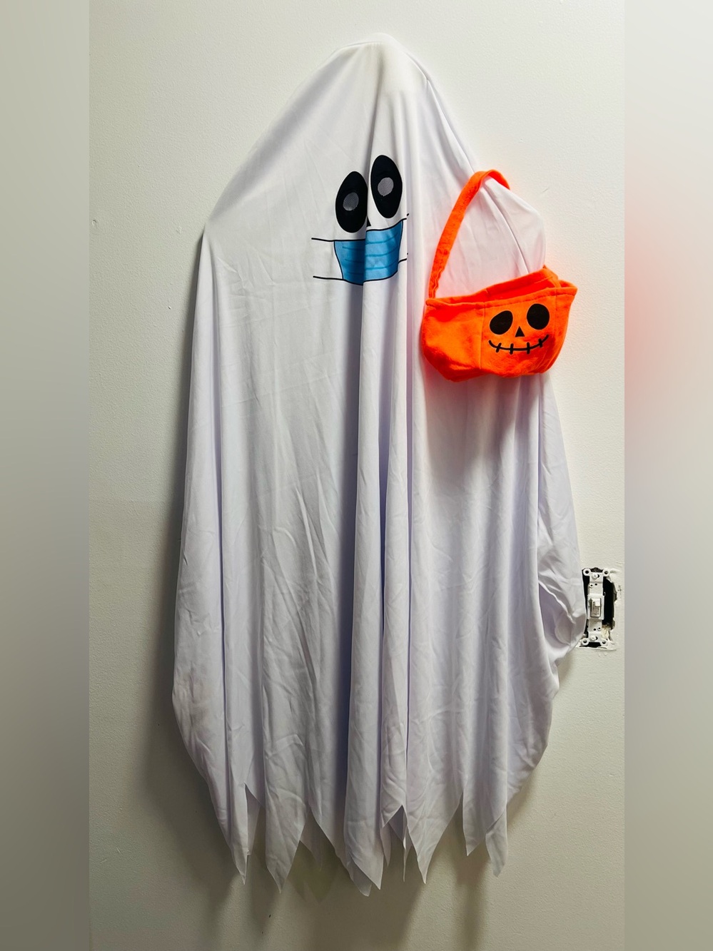 Kids White Ghost Costume with Orange Pumpkin Bag
